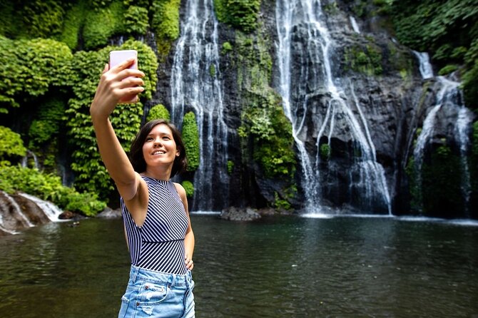 Lovina Sunrise Dolphin & Waterfall Tour - Ulun Danu Bratan, a temple beside the lake