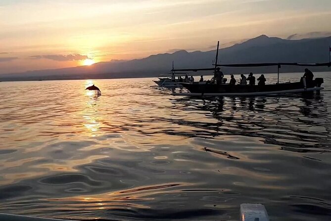 Lovina Sunrise Dolphin with option snorkeling and waterfall - Sunrise at Lovina Beach