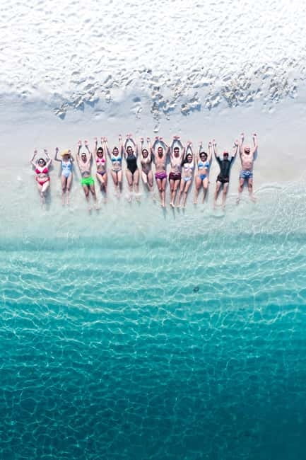 Maafushi: Nurse Sharks, Stingrays, Sand Bank and Dolphins - The shark encounter at Dhiggiri Shark Point