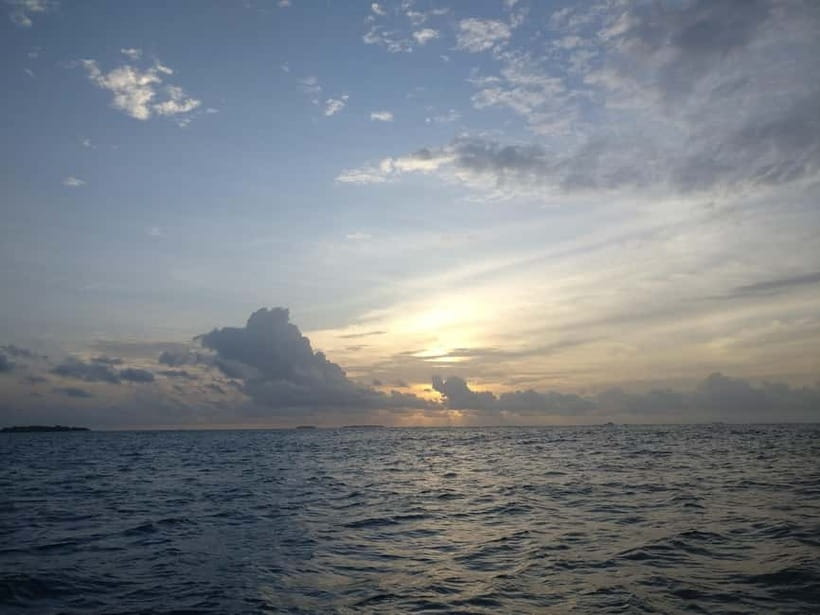 Maldives: Sunset Cruise with Dolphin Watching - The two-hour ride across Kaafu Atoll