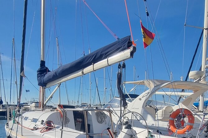 Marbella sailboat rental, dolphins, drinks and snacks - 2 hours - Dolphin watching without a guarantee