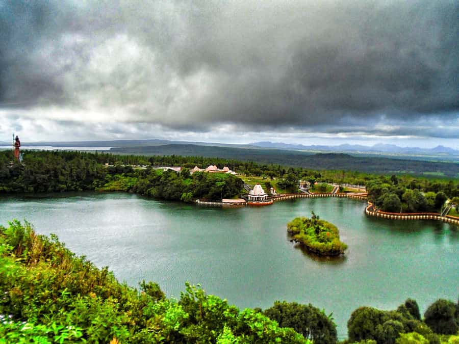 Mauritius Dolphin Encounter and Geographic Marvels Tour - The dolphin encounter deserves an honest warning