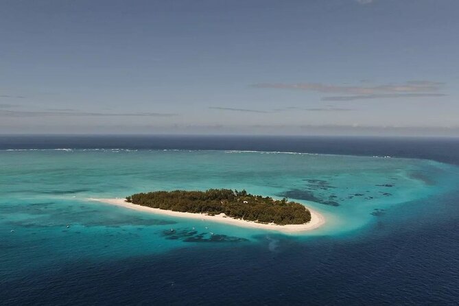 Mnemba Dolphin Tour, The Island Pongwe, Blue Lagoon, Starfish Tour, The Rock - The Island Pongwe: a scenic pause with a separate bill