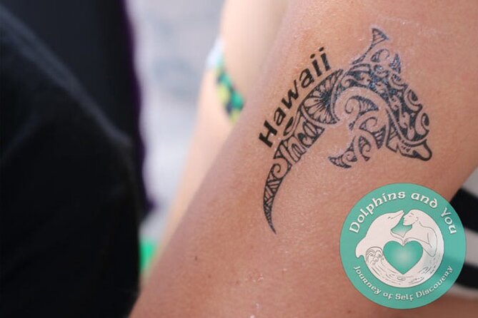 Oahu Dolphin and Snorkel Tour with Waikiki Pickup & Lunch - Snorkeling with turtles and fish