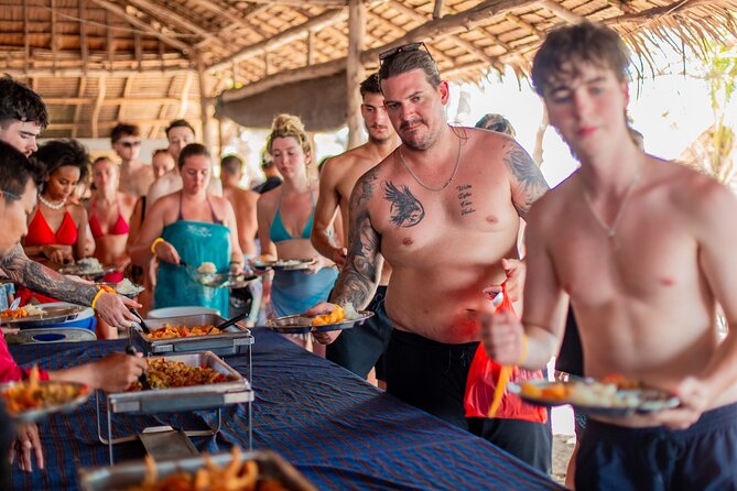 Pink Dolphin and Pig Island Snorkeling Tour from Koh Samui - What the $52.29 price really covers