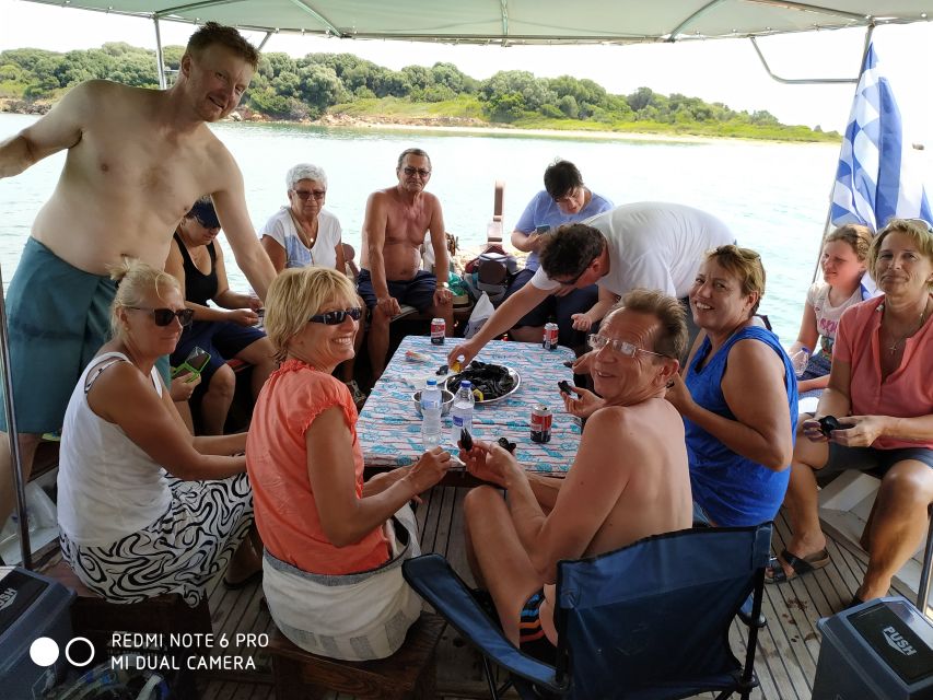Preveza: Dolphin Watching Cruise with Lunch and Drinks - Leaving Preveza Port