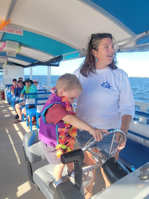 Private 2 hour Dolphin Sightseeing tour- Melbourne - Settling aboard This Island