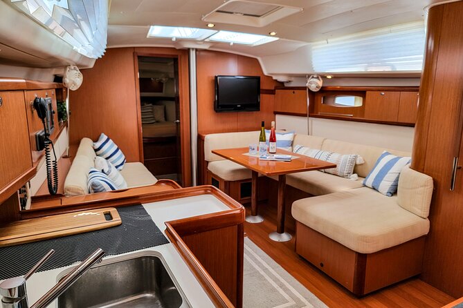 Private Afternoon Sailing/Dolphin & History Tour on 43ft Mystique - What a two to four hour trip feels like