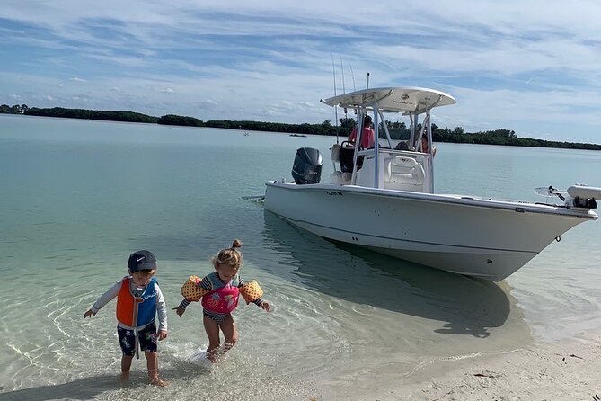 Private boat offering dolphin watching, island excursions and nature tours - What the captain adds to the experience