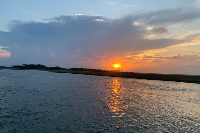 Private Charleston Sunset & Dolphin Cruise - Moving through creeks and inlets