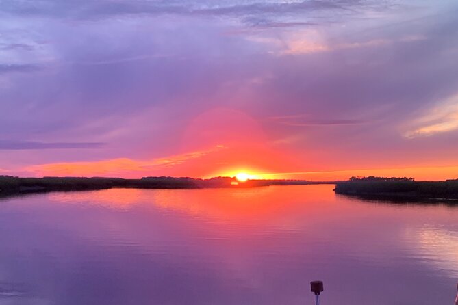 Private Charleston Sunset & Dolphin Cruise - The final minutes at the dock