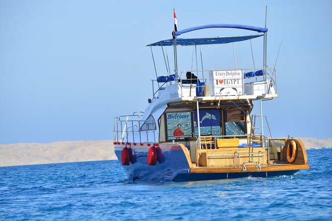 Private Dolphin House Boat Tour with Snorkeling & Lunch– Hurghada - Seafood lunch served on the boat