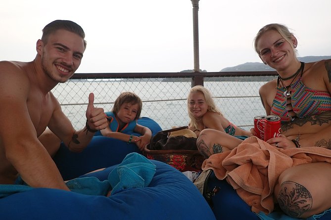 Private Full-Day Blue Dragon Yacht for Snorkeling Koh Tan & Visit Pink Dolphin - Fresh Thai Food on a Moving Yacht