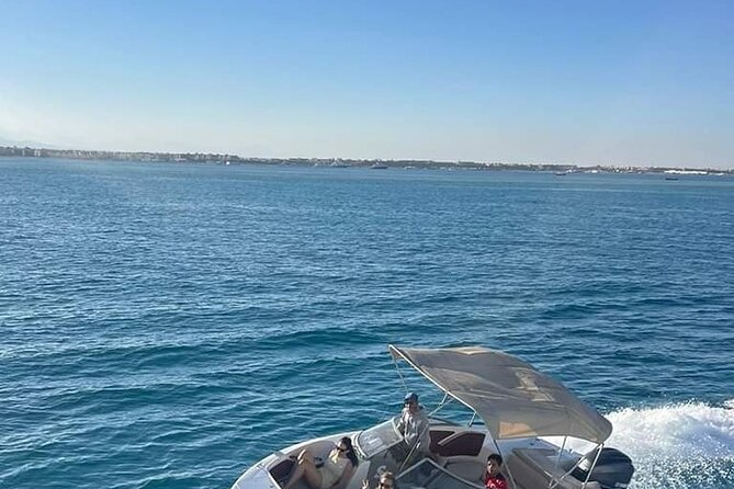 private speedboat 3 hours to dolphin house - Hurghada - Setting out from Hurghada on a private boat