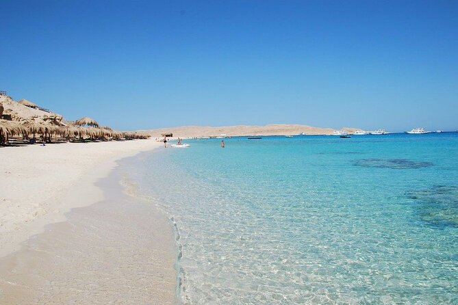 Private Speedboat To Dolphin House & Magawish Island _ Hurghada - Reaching Magawish Island in about 30 minutes