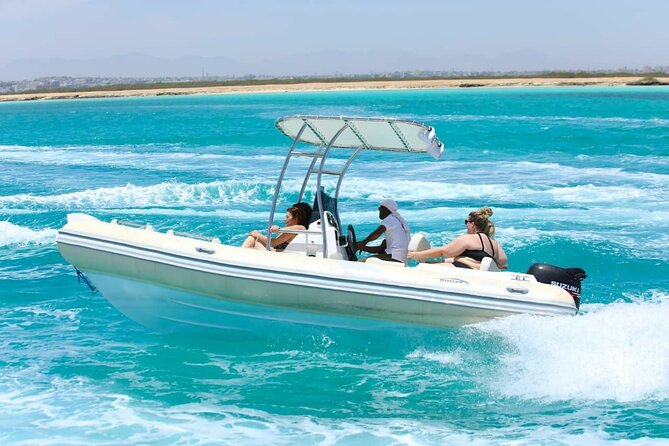 Private Speedboat To Dolphin House & Magawish Island _ Hurghada - Snacks, drinks, and the small details that help