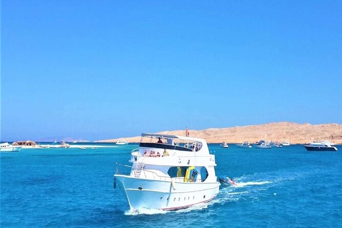 Private Tour to Dolphins house Sea hero of Egypt snorkeling - Leaving Hurghada for Dolphin House