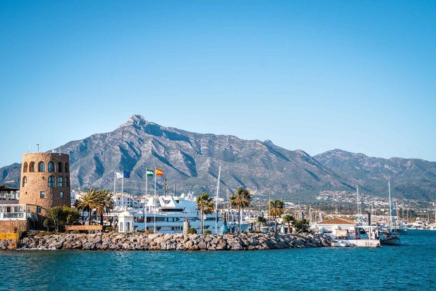Puerto Banús: Private Cruise with Dolphins & Wakeboard - Should you book the Puerto Banús private cruise?