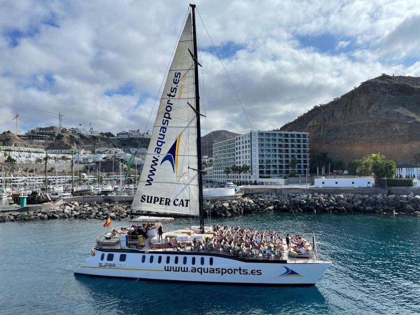 Puerto Rico de Gran Canaria: Premium Dolphin Catamaran Tour - Lunch, open drinks, and the honest food assessment