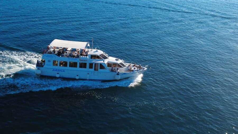 Pula: Brijuni Dolphins Sunset Cruise with Dinner and Drinks - Golden-hour views along the Istrian coast