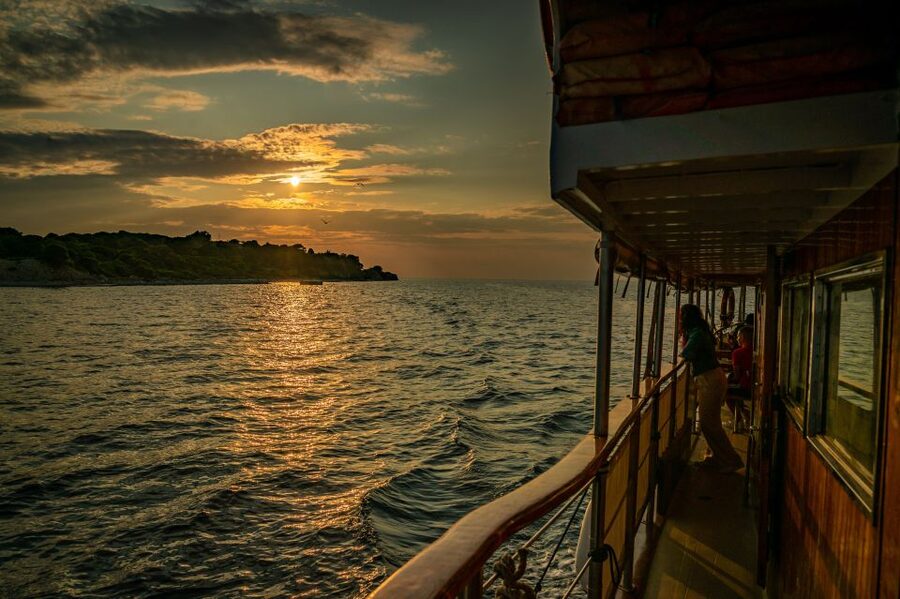 Pula: Brijuni National Park Sunset, Dolphins & Dinner Cruise - Practical tips before you go