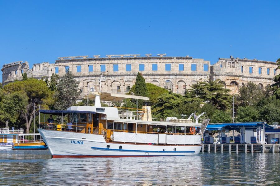 Pula: Brijuni National Park Sunset, Dolphins & Dinner Cruise - What the three hours feel like