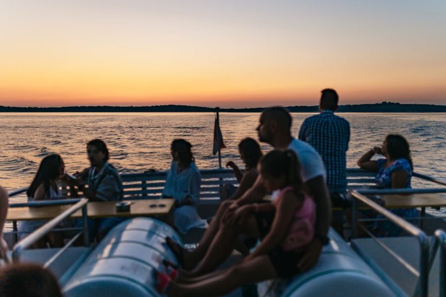 Pula: Dolphin&Sunset Cruise in Brijuni with Dinner&Drinks - Who will enjoy this cruise most