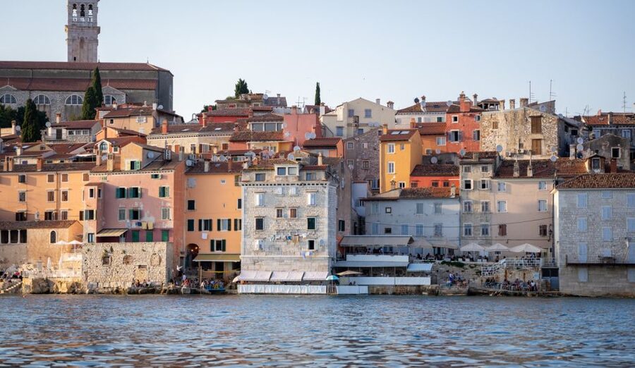 Rovinj: Sunrise Dolphins & Fishermen at Work Speedboat Tour - Comfort, safety, and practical limits