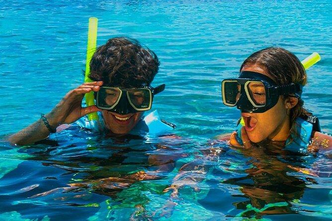 Royal Garragon with Dolphin Encounter in Isla Mujeres - A short walk through the center of Isla Mujeres