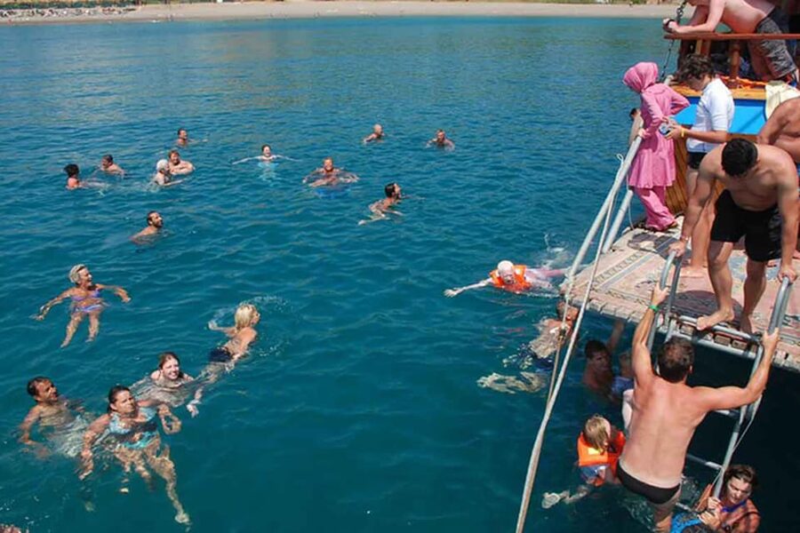 Side: Dolphin Island Boat Tour, Lunch, Sotf Drinks& Swimming - From Side to the Manavgat River