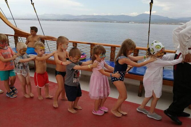 Side: Dolphin Island Boat Tour with Foam Party and Lunch - Who will enjoy this boat day most