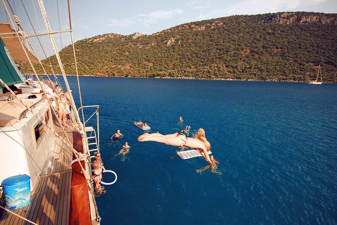 Side Dolphin Island Boat Trip With Lunch And Soft Drinks - A $25 day on the water from Side