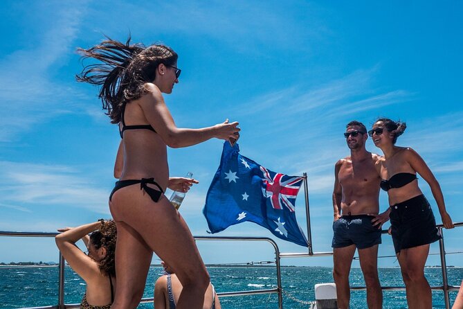 Small Group Port Stephens + Dolphins + 4WD/sandboarding ex Sydney - Anna Bay and the Stockton Dunes