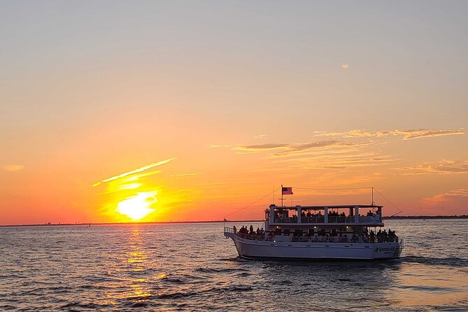 Sunset Dolphin Cruise in Destin - A Sunset Cruise Built Around Dolphin Time