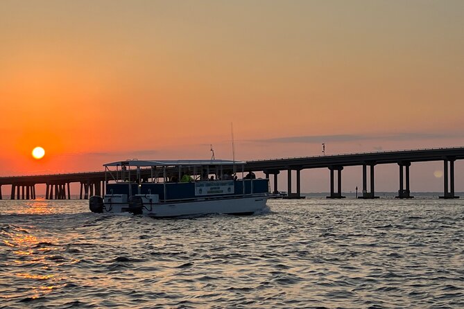 Sunset Dolphin Cruise - The first minutes on the Emerald Coast