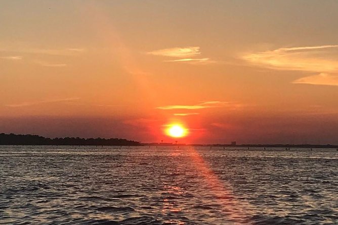Sunset Dolphin Watching Cruise in Destin Harbor - What the small group really adds