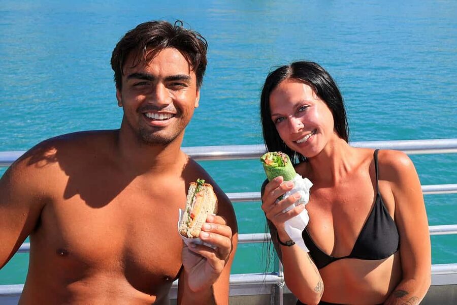 Swim with Wild Dolphins Oahu Speedboat Snorkeling Adventure! - Lunch between the two water activities