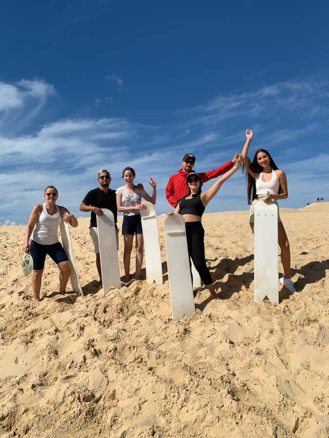 Sydney: Port Stephens Day Trip with Dolphin Cruise or Hike - The guides can shape the whole day