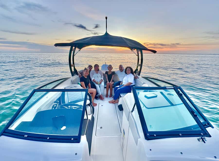 Tampa Bay: Private Sunrise Dolphin & Island Cruise - Who will enjoy this two-hour cruise