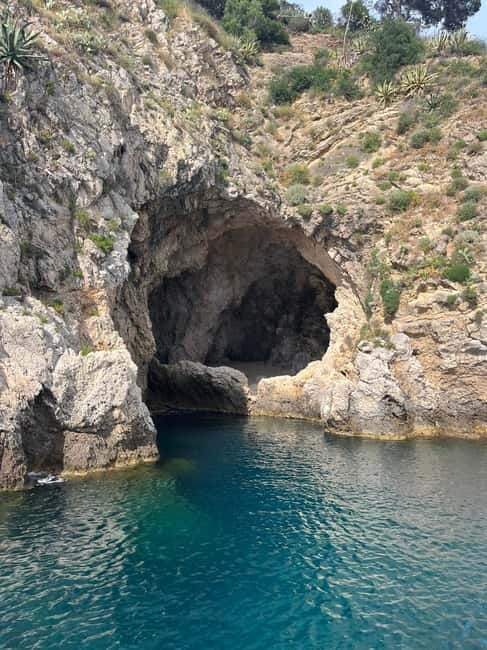 Taormina: Dolphin Tour and Sunset Aperitif Boat Tour - Who will enjoy this most