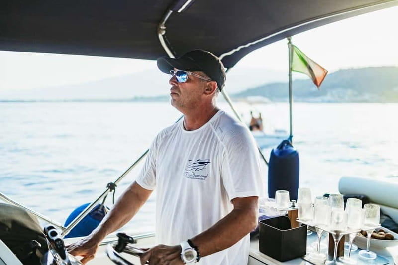 Taormina: Sunset Boat Tour with Dolphin Watching & Aperitif - Who should book this Taormina boat tour?