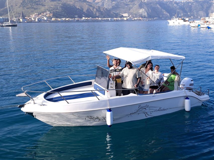 Taormina Sunset tour in search of dolphins with aperitif - Leaving Porto di Giardini Naxos