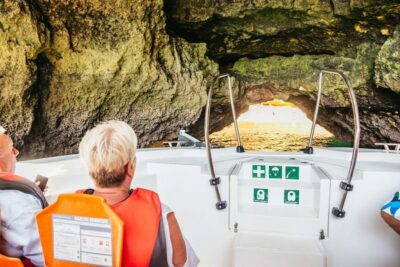 Vilamoura: Benagil Cave Boat Tour with Entry&Dolphin search
