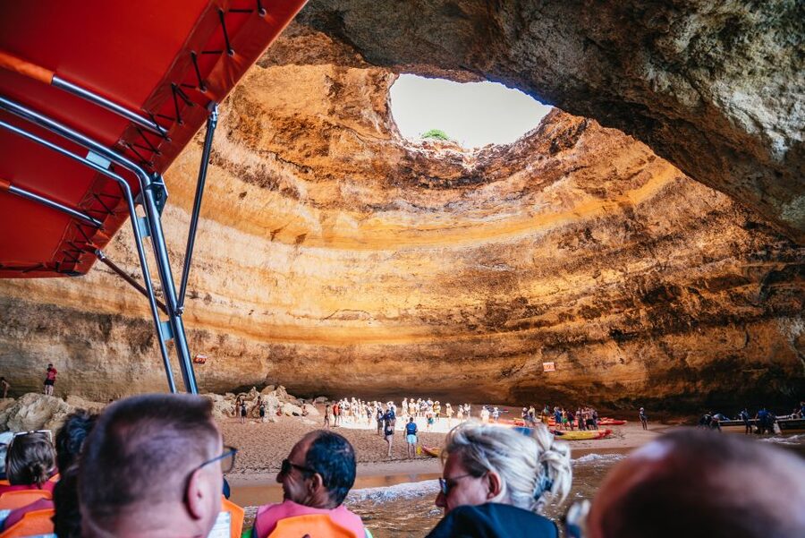 Vilamoura: Benagil Cave Boat Tour with Entry&Dolphin search - Practical tips for a better outing