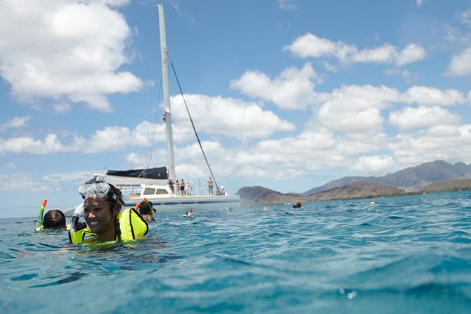 West Oahu Dolphin Watch and Snorkel Sail with Lunch - Dolphin Watching Comes Before the Snorkel Stop