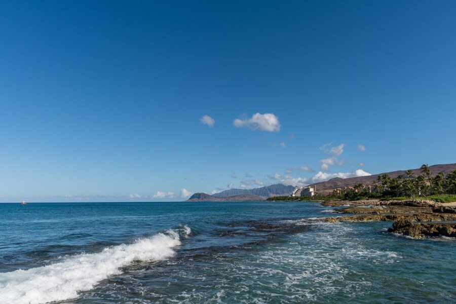 West Oahu: Dolphin Watch & Snorkel Sail - Keeping watch for dolphins from the catamaran